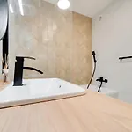 Ar Rezidencia Bellova 아파트 코시체